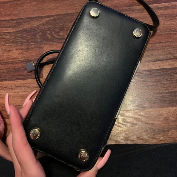 Michael Kors Purse & Wallet - Picture 7 of 12